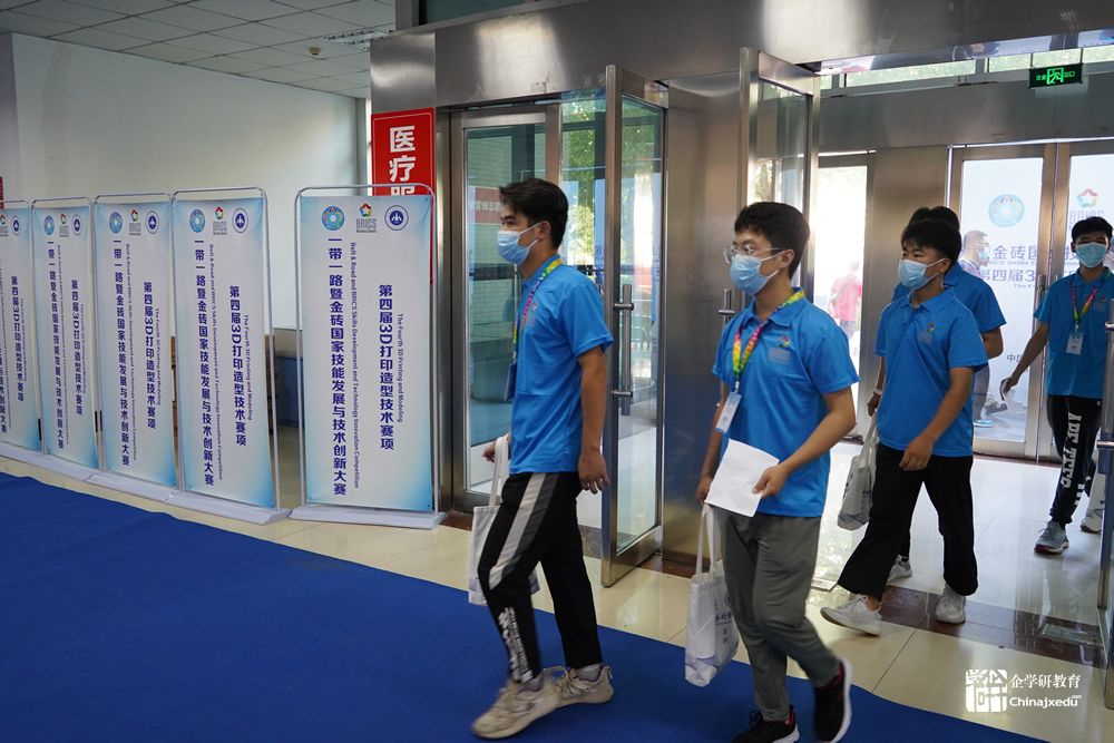 比賽全程直擊 | 拼搏彰顯奉獻，榮耀源自努力！